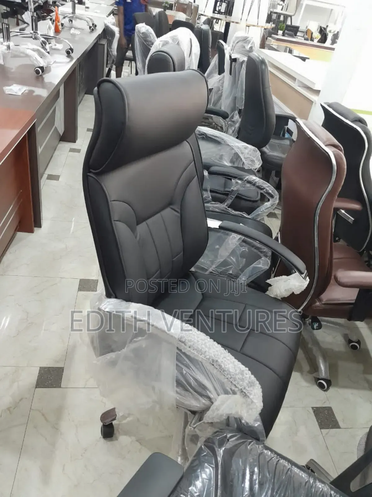 Manager's Superior Chair