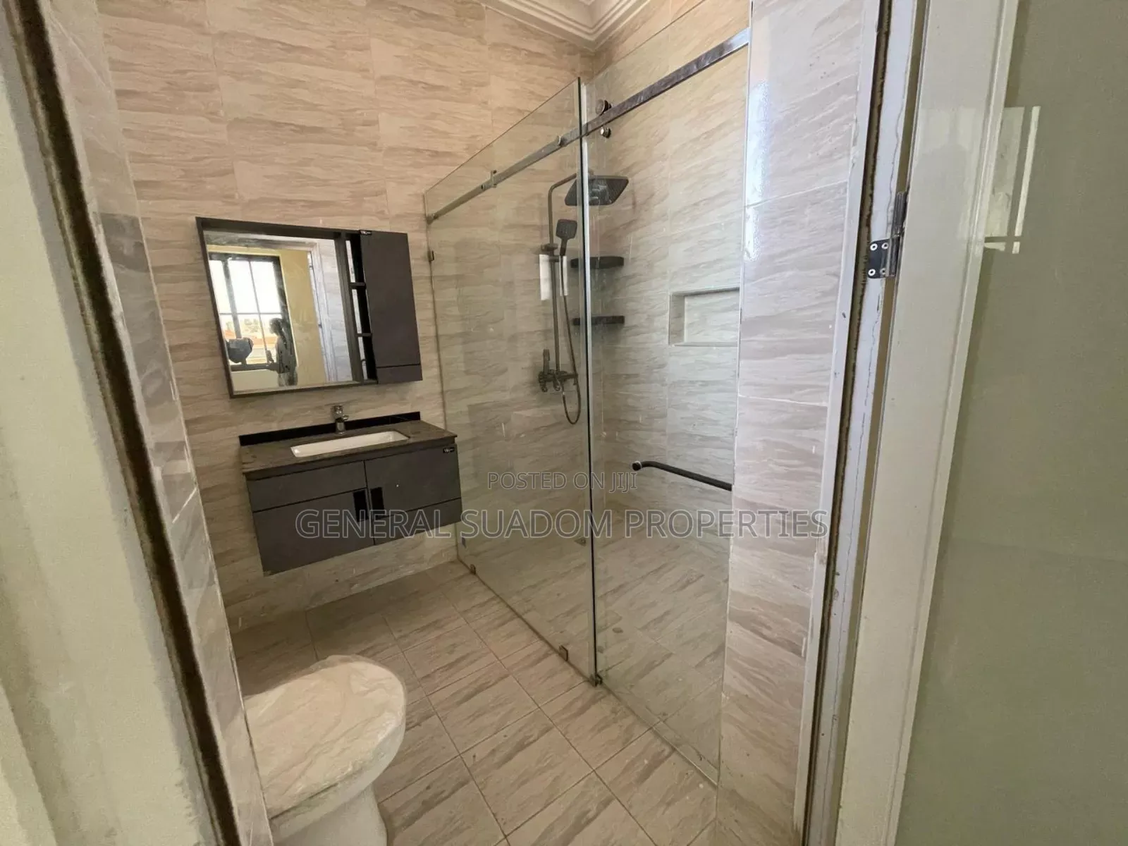 2bdrm Apartment in Suadom Properties, Baatsona Total for rent