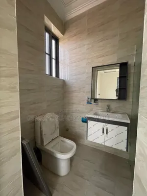 2bdrm Apartment in Suadom Properties, Baatsona Total for rent