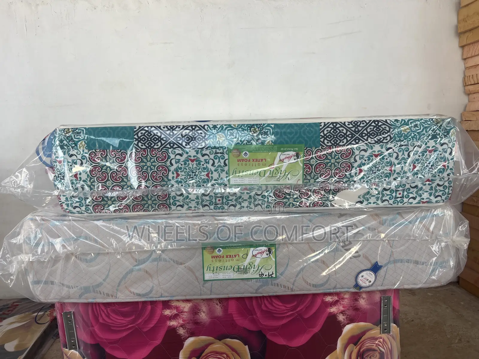 Latex Foam Hd1 12inches Queen Size Mattress