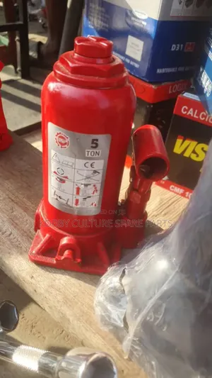 Original Car Hydraulic Jacks Available For All Cars