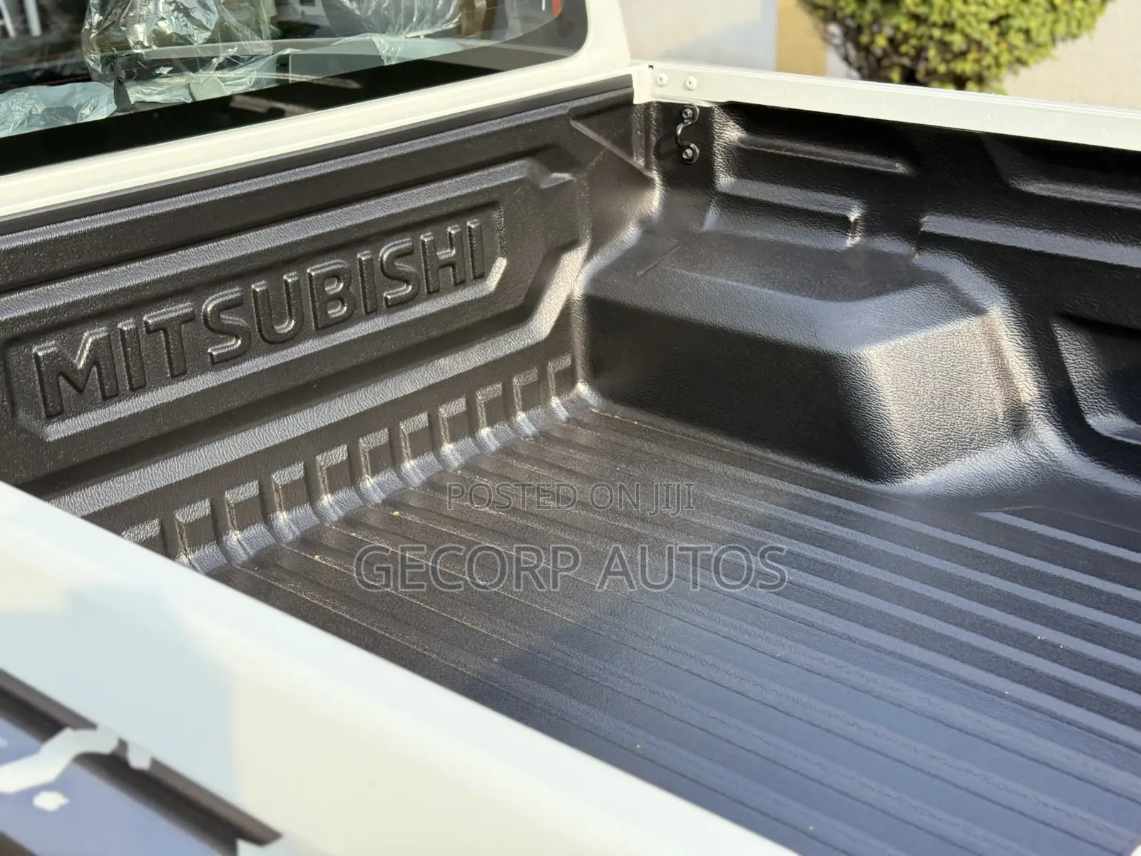 New Mitsubishi L200 2024 White
