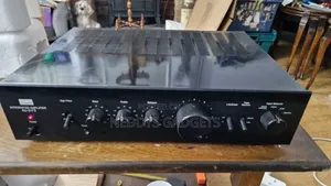 Excellent Vintage Sansui Au-217ii