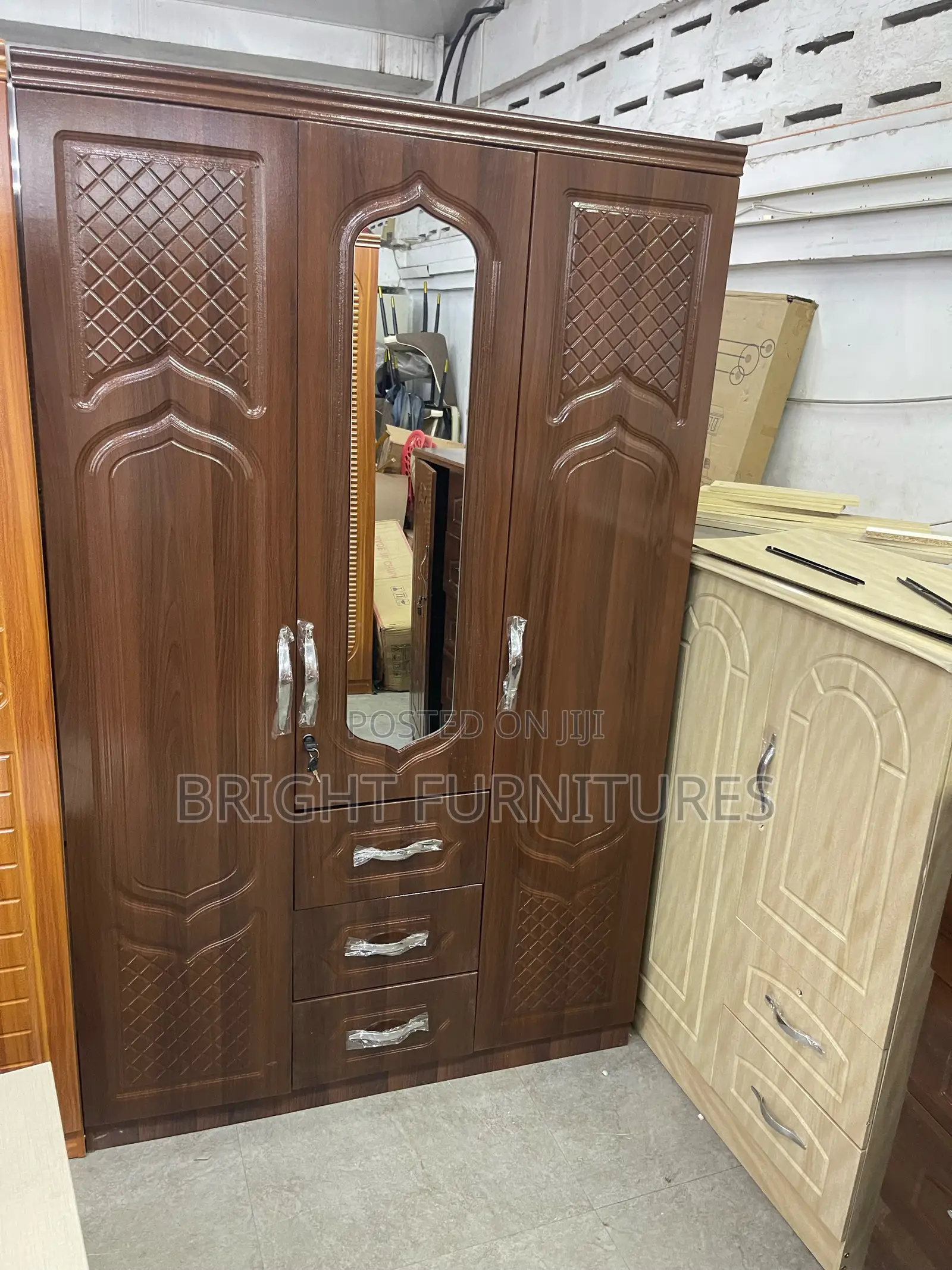 Wooden 3 Doors Wardrobe With Mirror