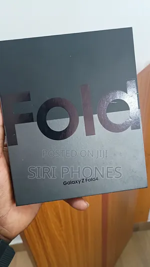 New Samsung Galaxy Z Fold4 256 GB Gray