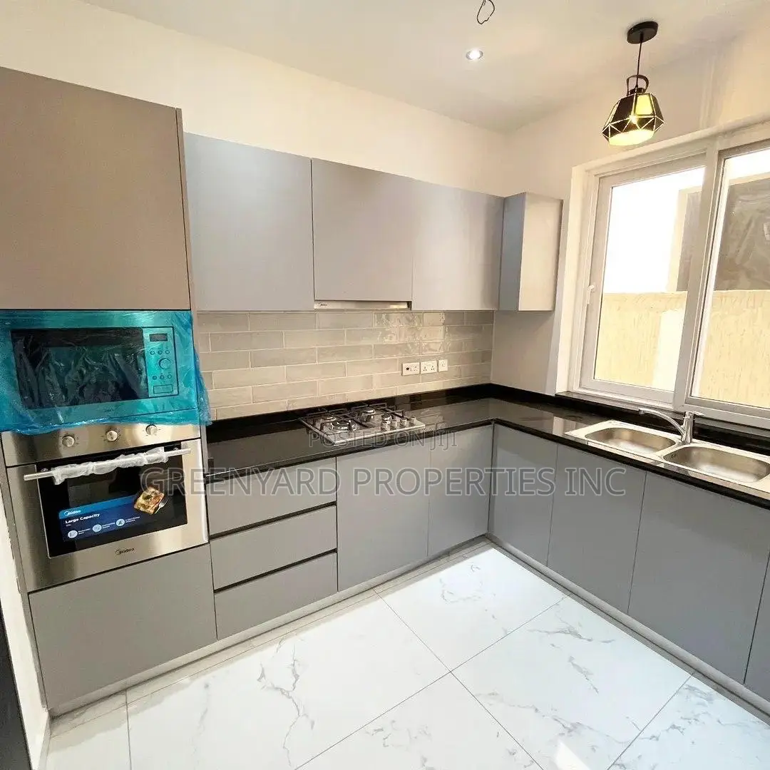 4bdrm House in East, Airport Residential Area for sale