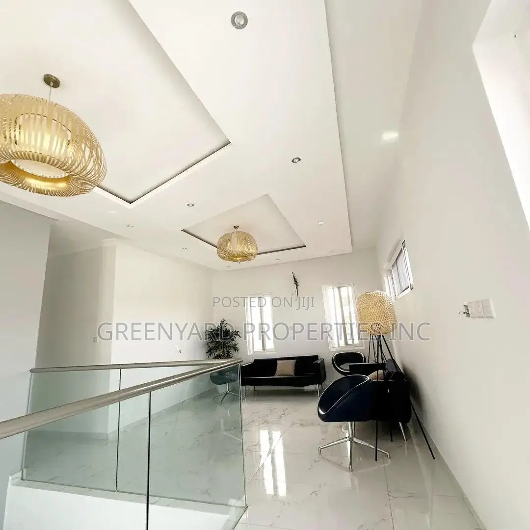 4bdrm House in East, Airport Residential Area for sale