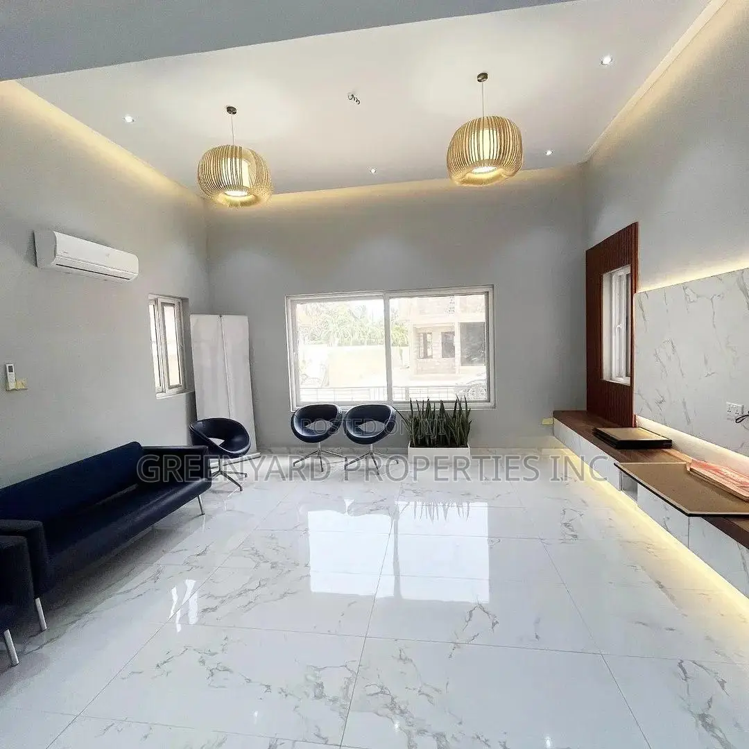 4bdrm House in East, Airport Residential Area for sale