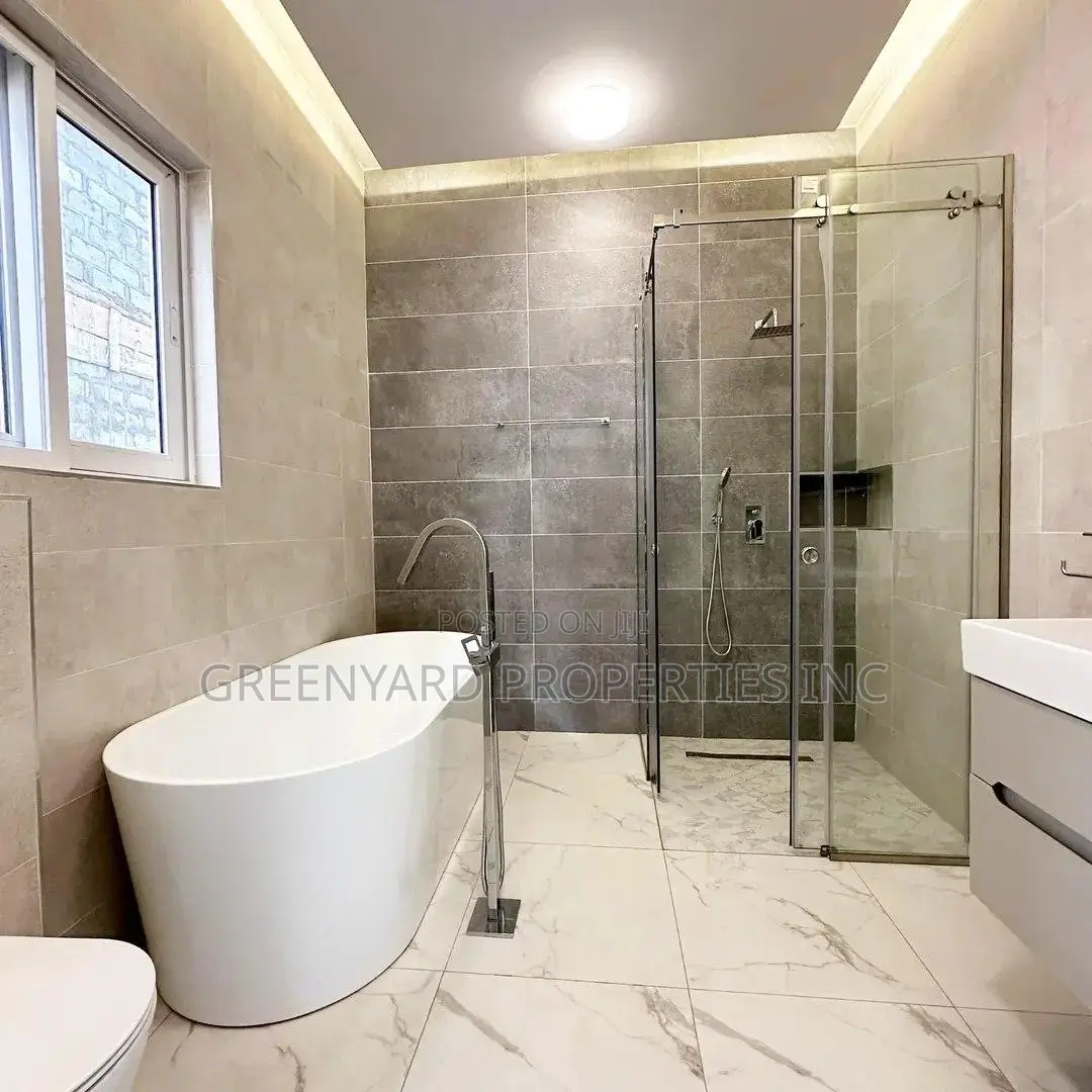 4bdrm House in East, Airport Residential Area for sale