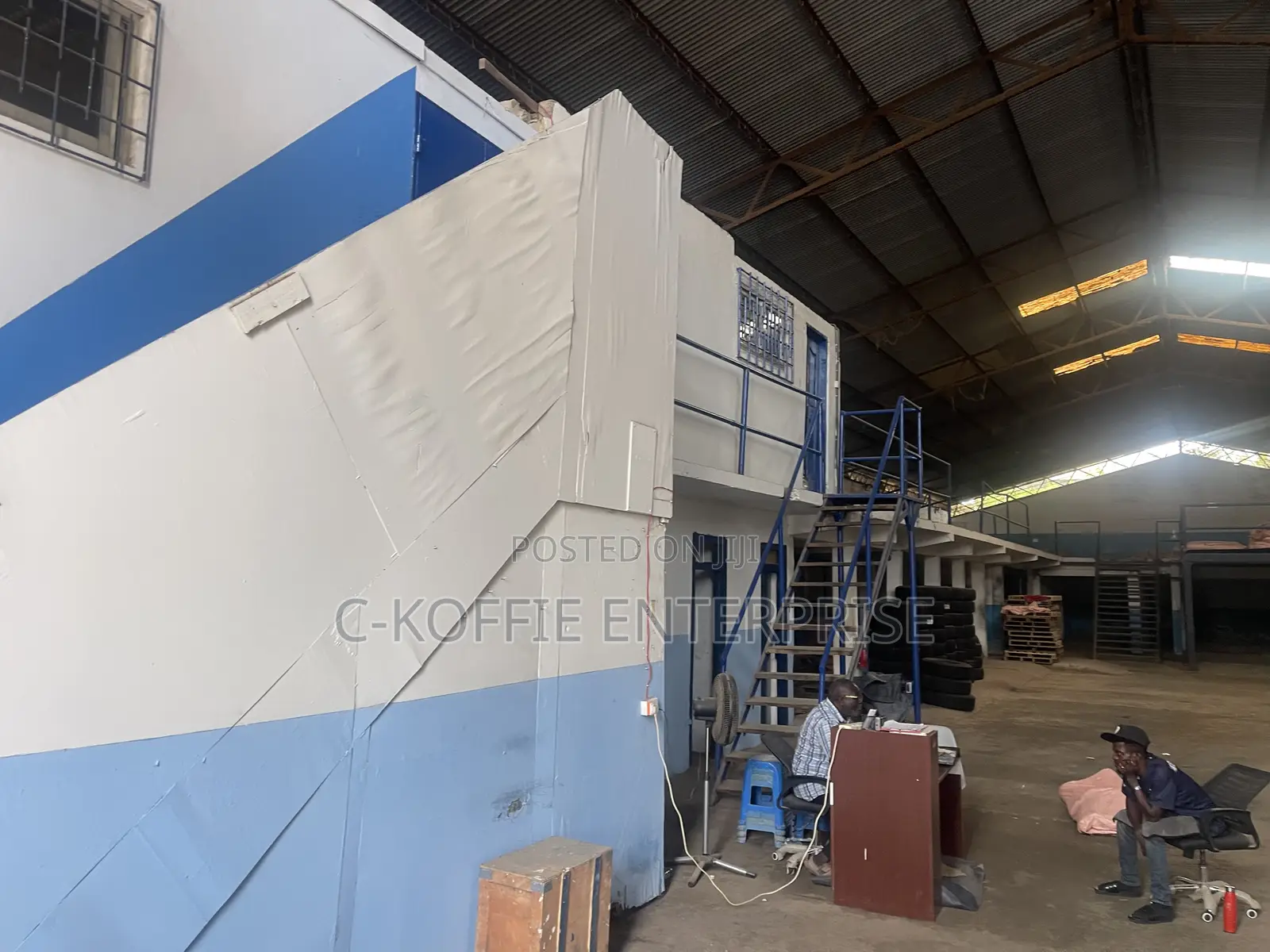 100sqm Warehouse Located at North Kaneshie for Rent