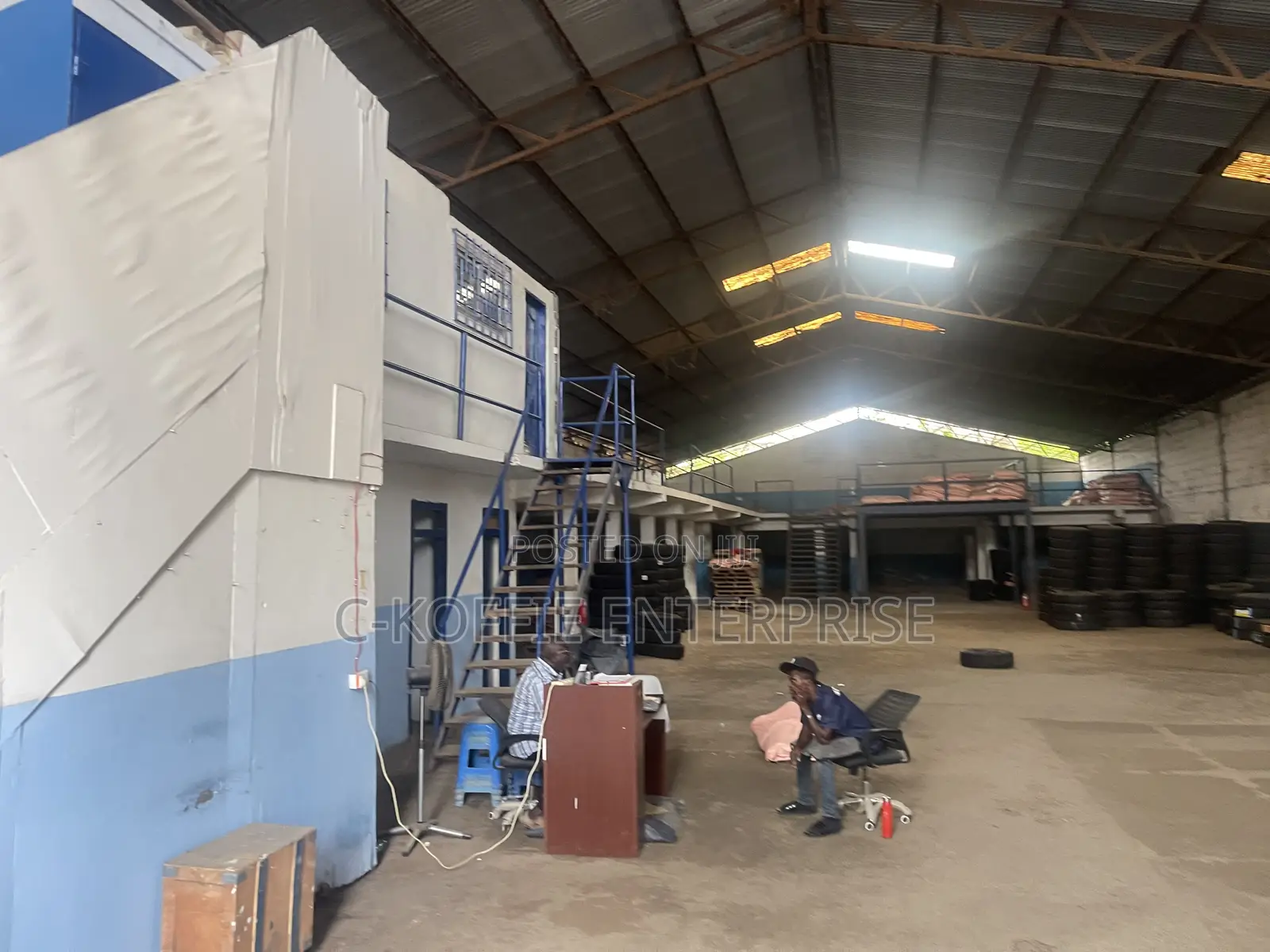 100sqm Warehouse Located at North Kaneshie for Rent