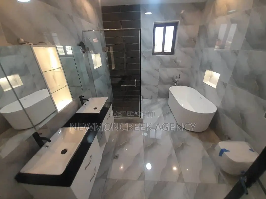 4bdrm Duplex in New Legon for sale