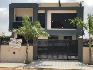 4bdrm Duplex in New Legon for sale