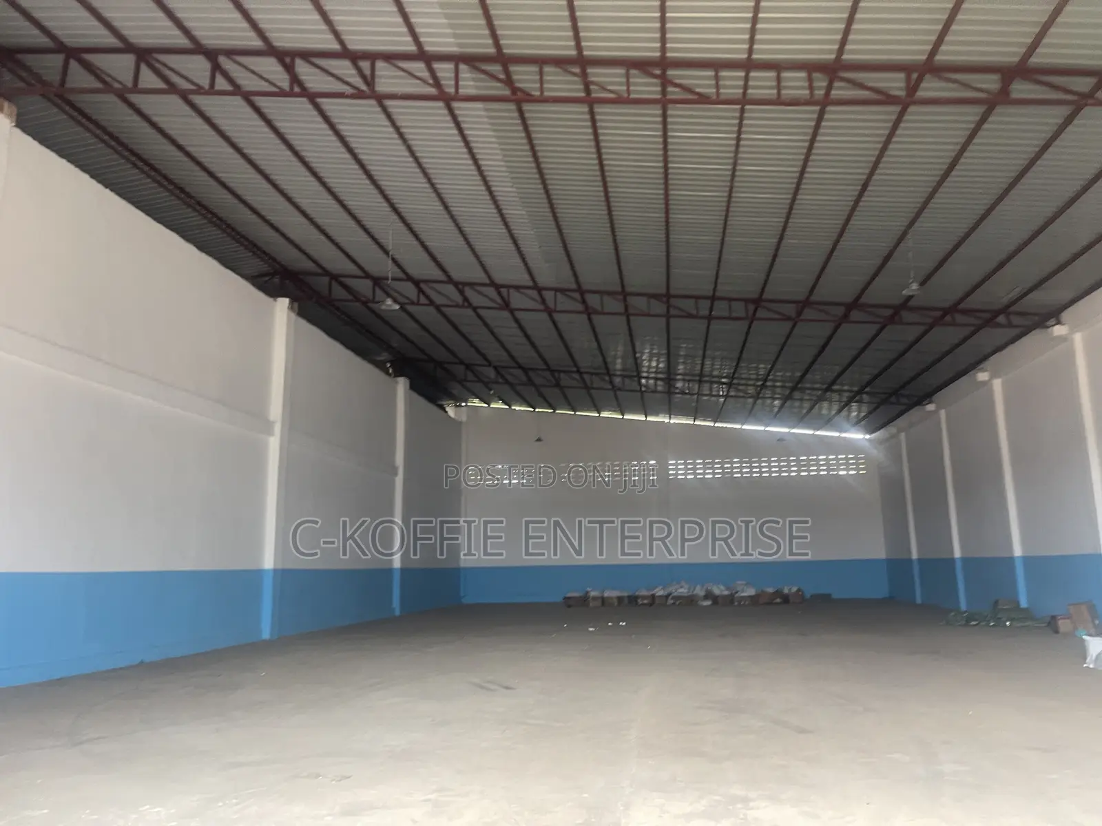 800 SQM Warehouse at Spintex for Rent