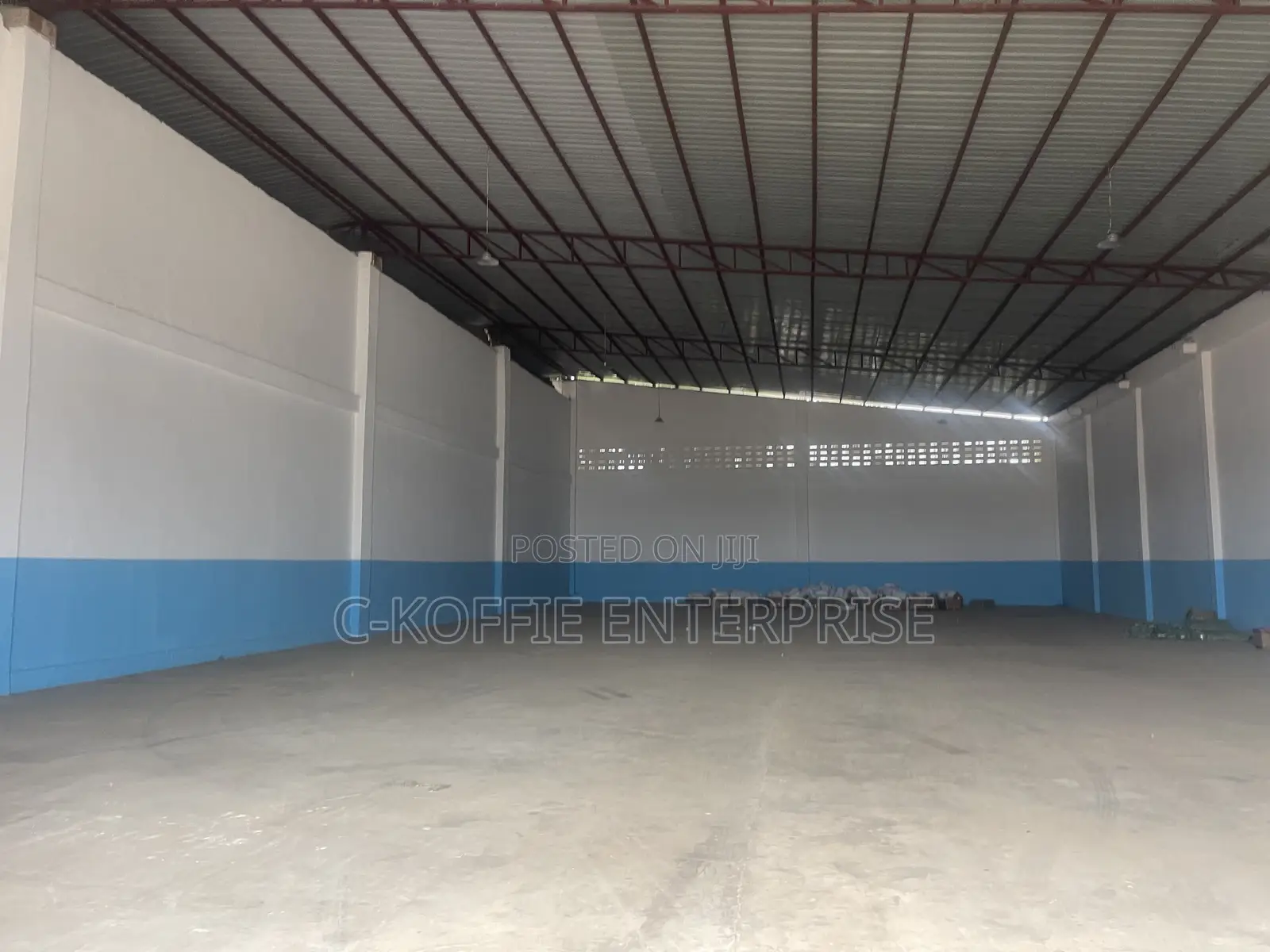 800 SQM Warehouse at Spintex for Rent