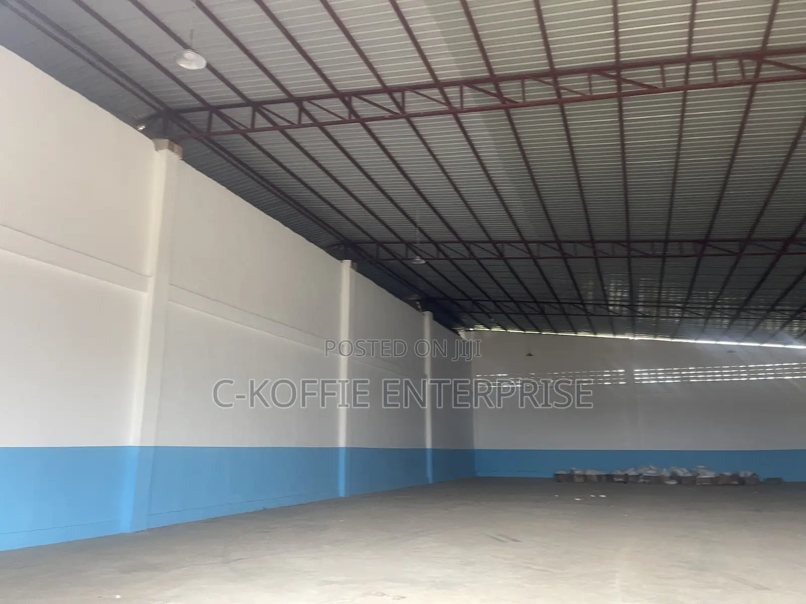 800 SQM Warehouse at Spintex for Rent