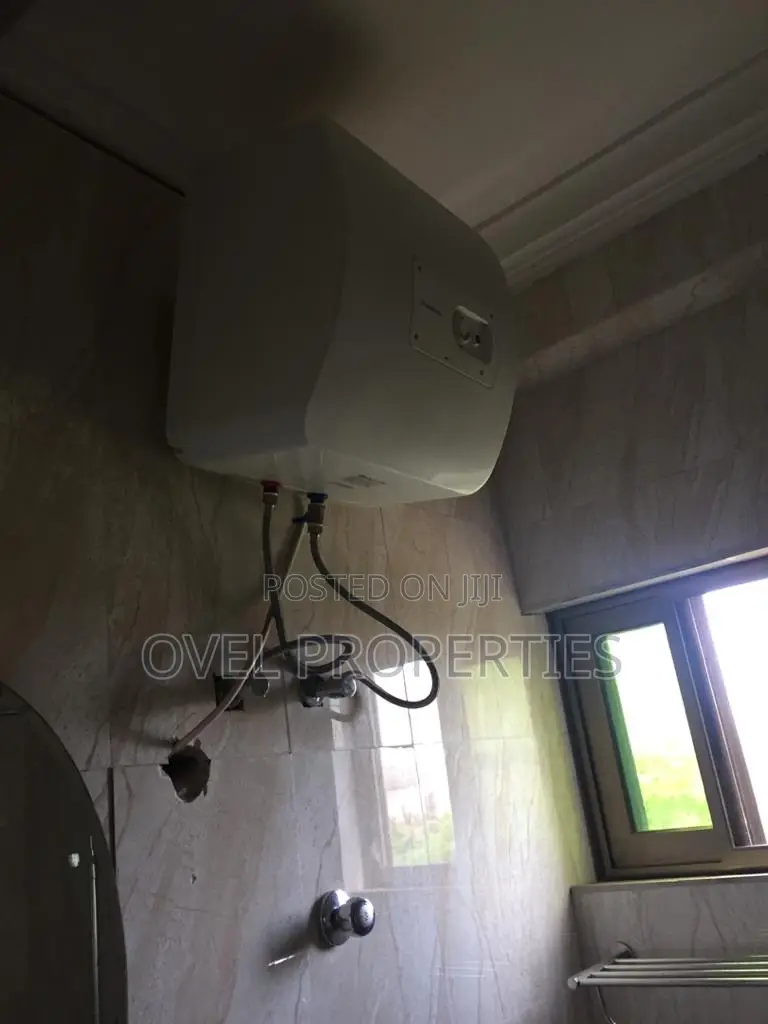 1bdrm Apartment in Overall, East Legon for rent