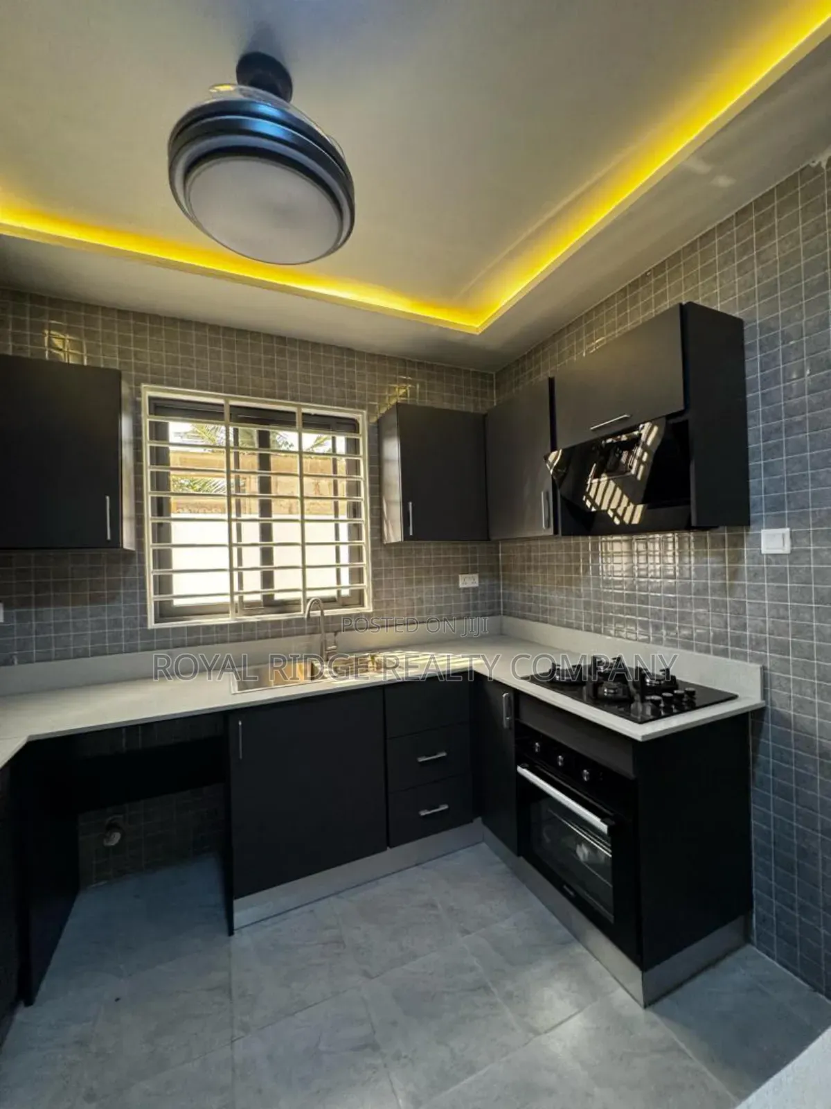 3bdrm House in Spintex Lashibi, Tema Metropolitan for sale