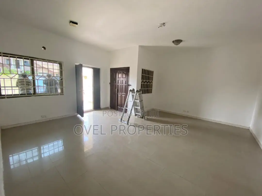 2bdrm Apartment in American House, Greater Accra for rent