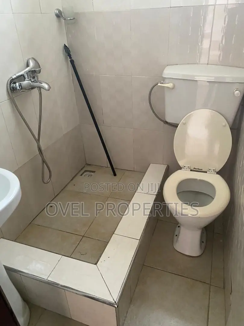 2bdrm Apartment in American House, Greater Accra for rent