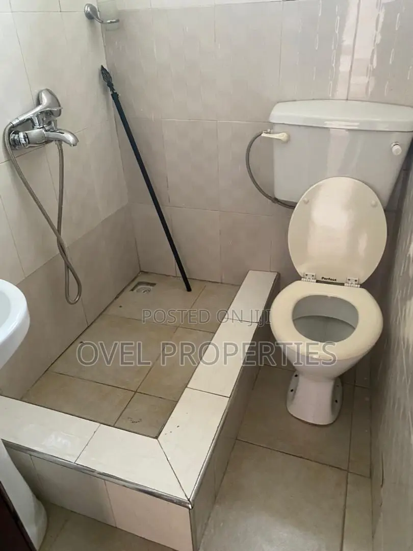 2bdrm Apartment in American House, Greater Accra for rent