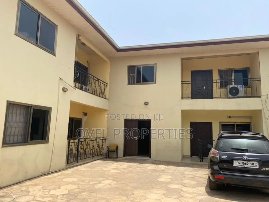 2bdrm Apartment in American House, Greater Accra for rent
