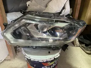 2014-2018 Headlight for Nissan Rogue/X-Trial