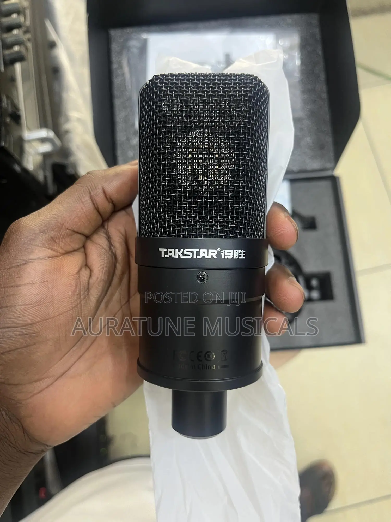Takstar Sb-8b Studio Microphone