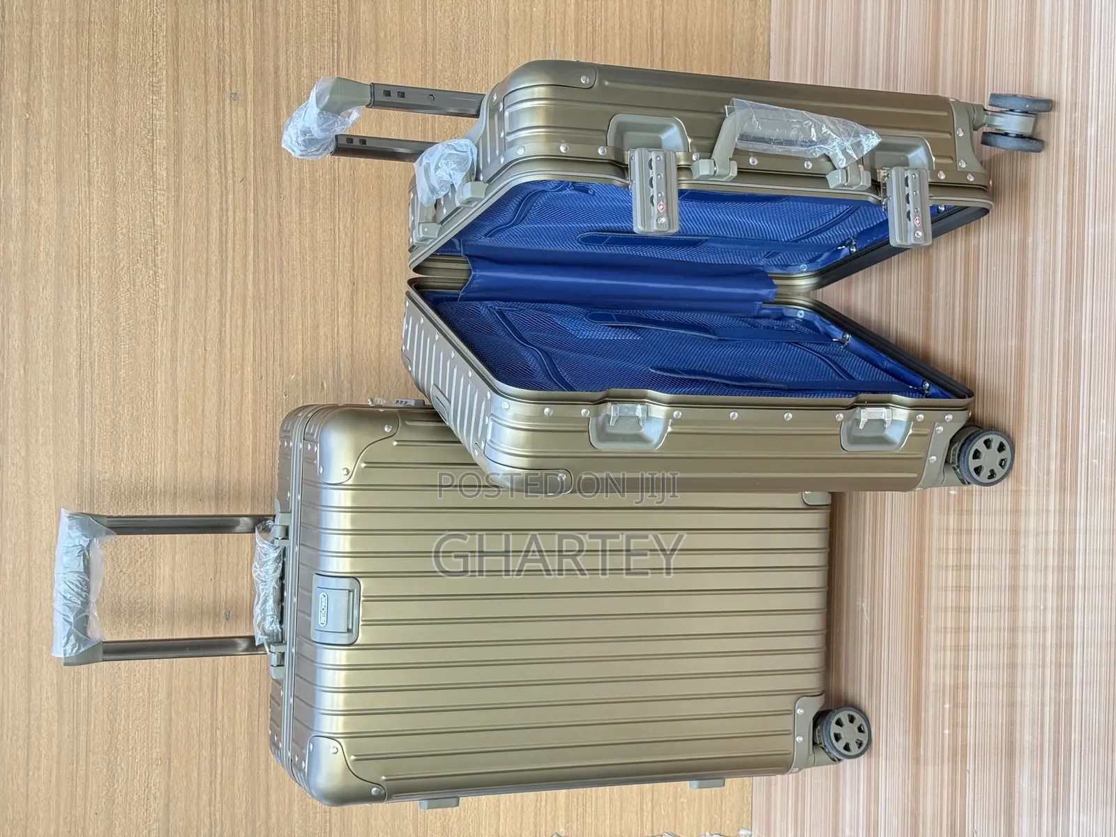 Rimowa Travel/ Luggage Set - 3 Sizes(Big, Medium, Small)