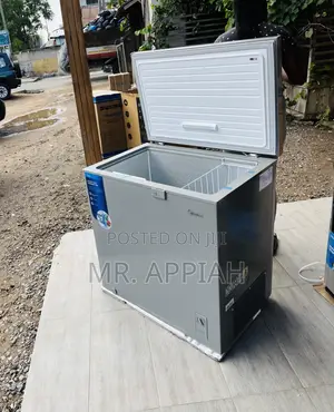 Effortless Chilling Midea 200 Liters Chest Freezer(Gray).