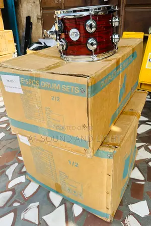 Dw Series 5 Pcs Drum Set [Double Cymbals]