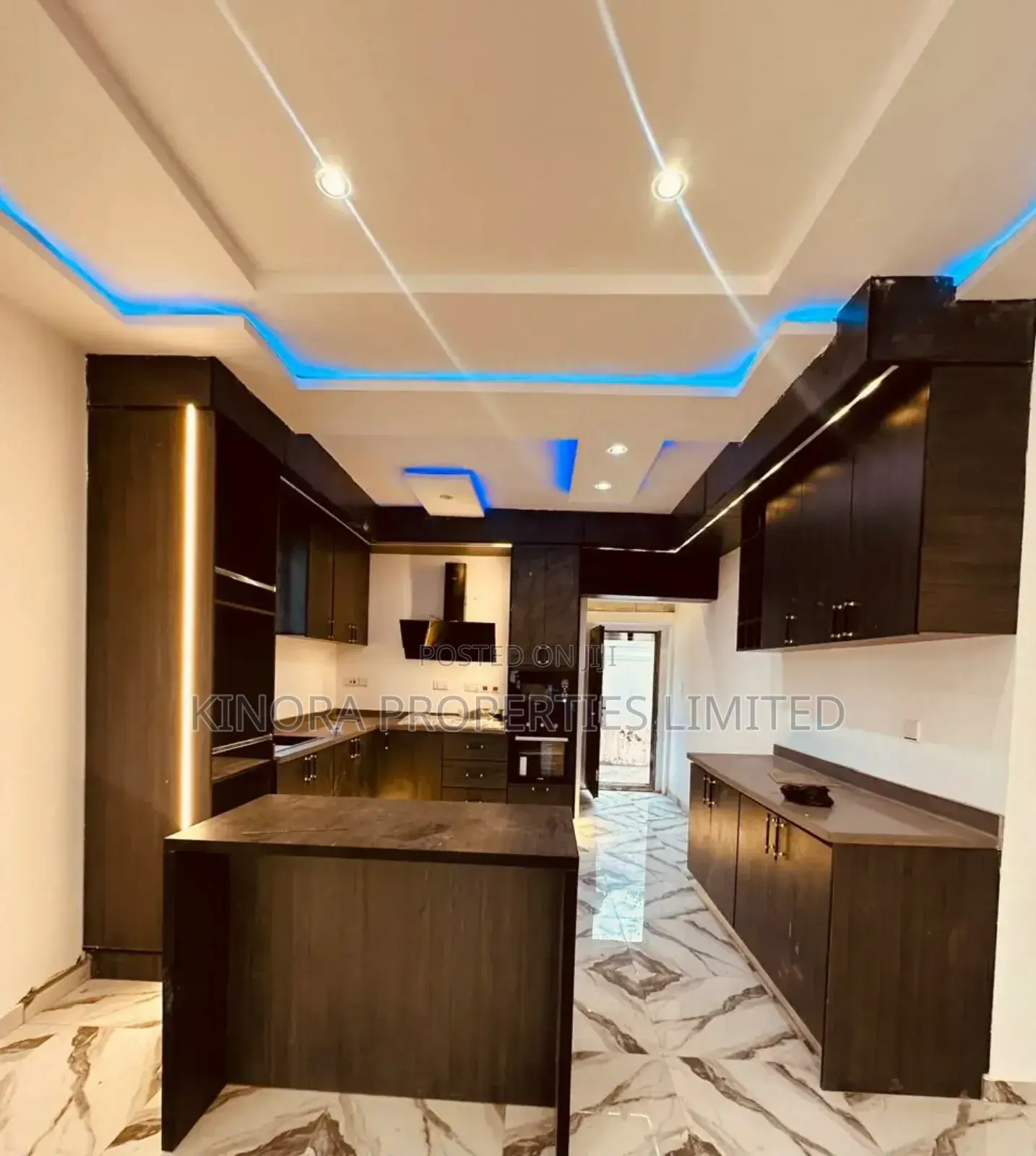 4bdrm Duplex in Botwe Star-Bite for sale