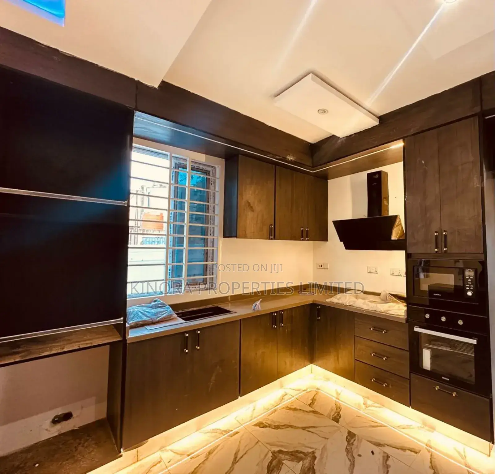 4bdrm Duplex in Botwe Star-Bite for sale