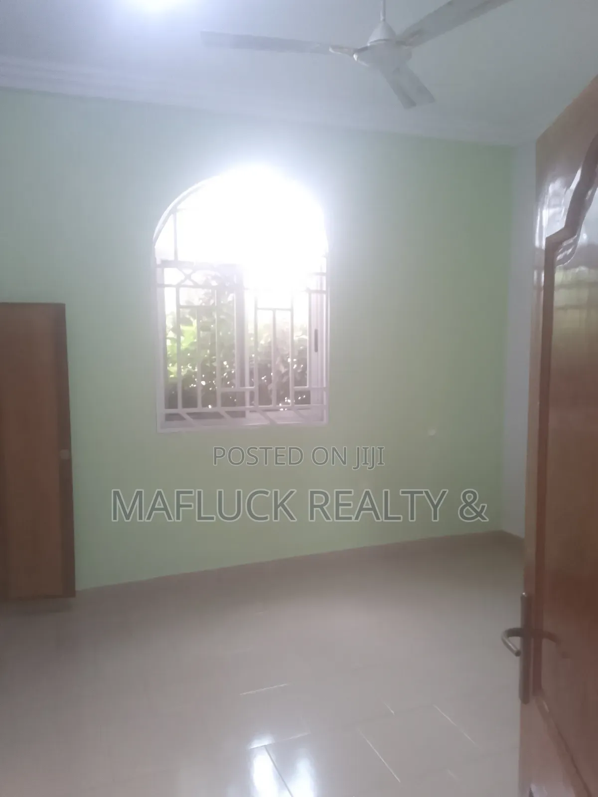 2bdrm Apartment in Lakeside Estate for rent