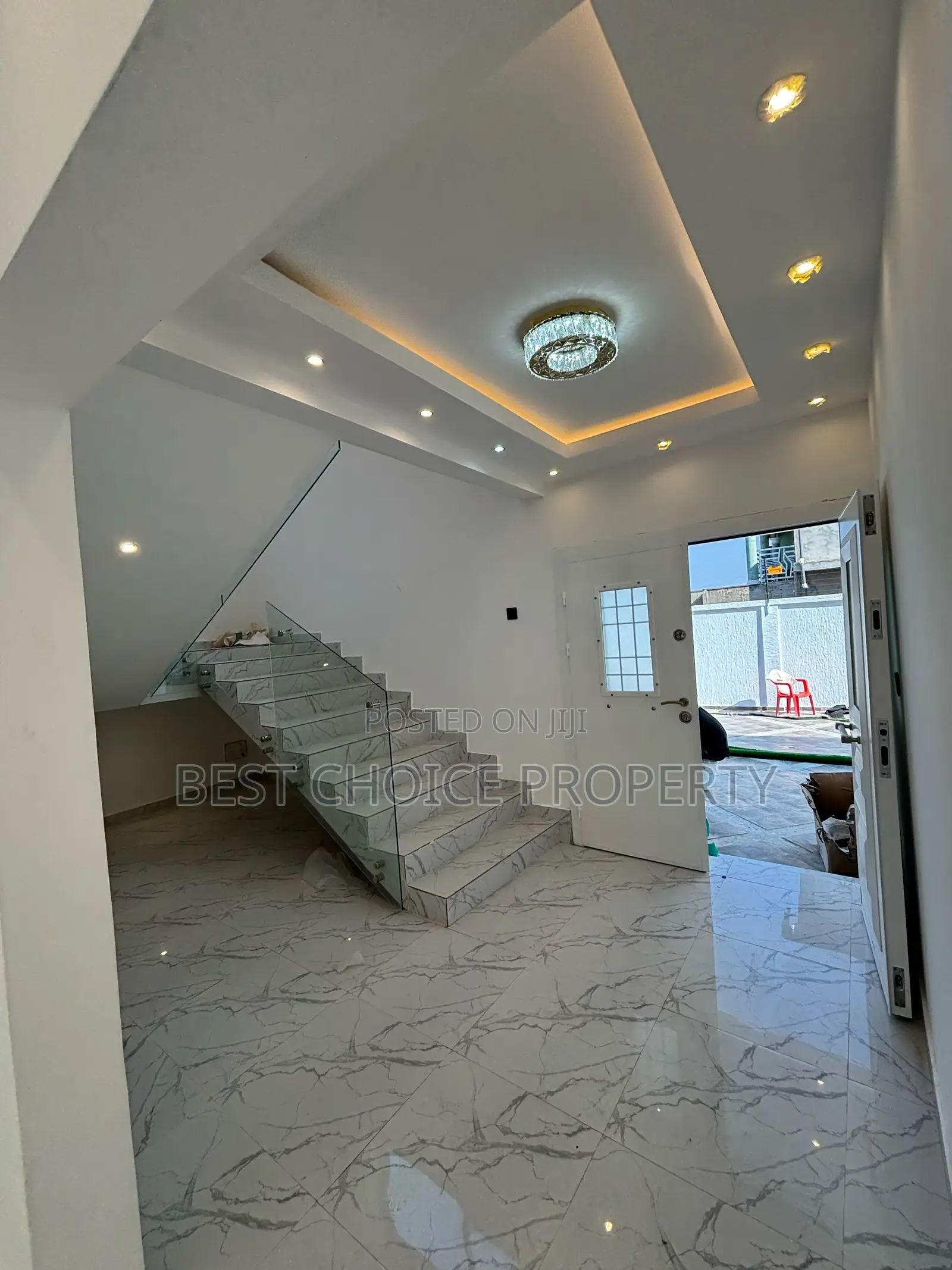 Executive Duplex Five Bedroom’S House for Sale