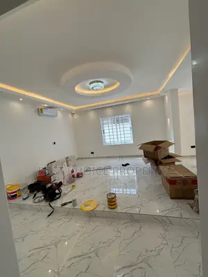 Executive Duplex Five Bedroom’S House for Sale