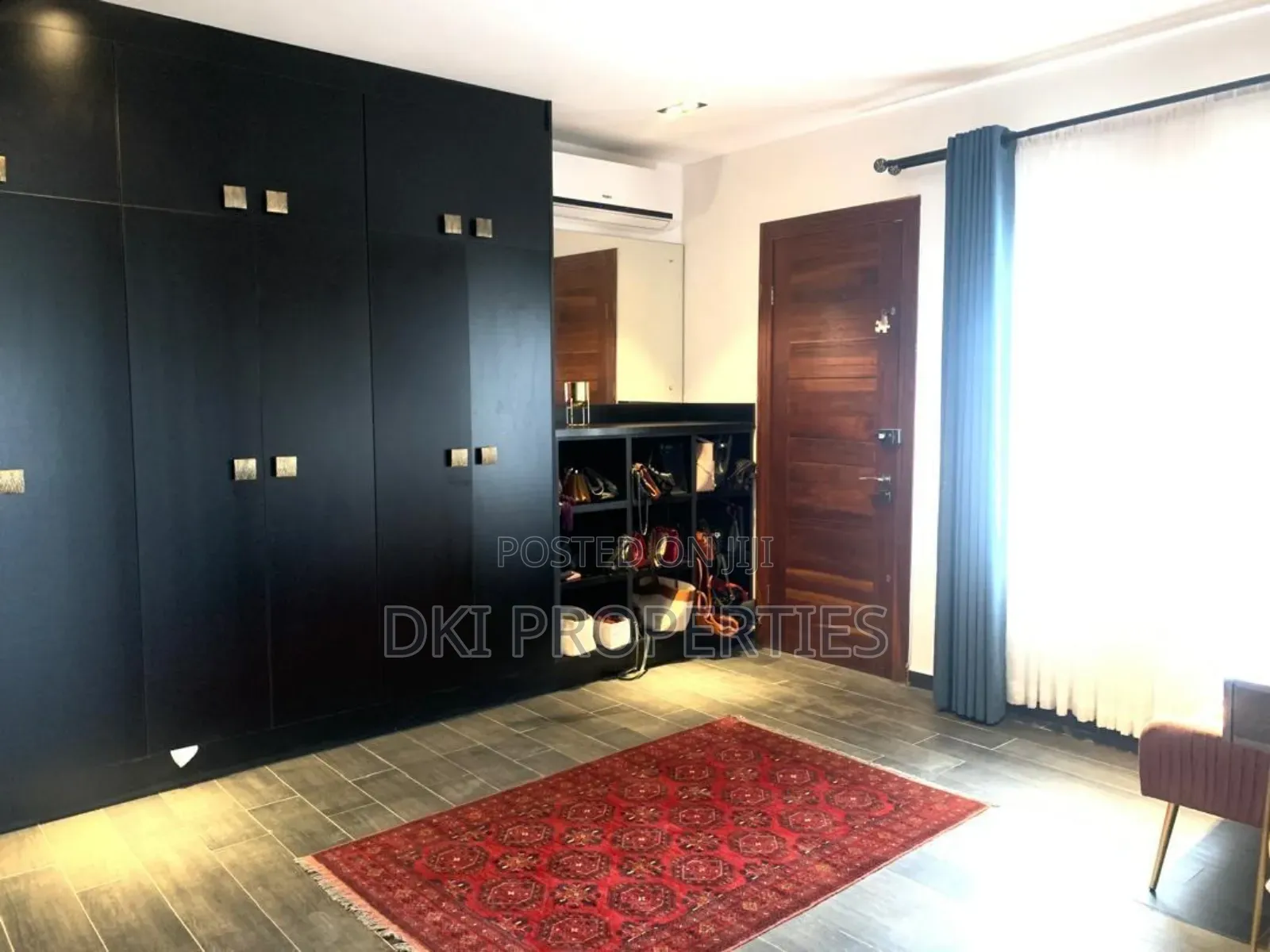 5bdrm House in Dki Properties, Spintex for rent