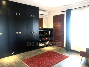5bdrm House in Dki Properties, Spintex for rent