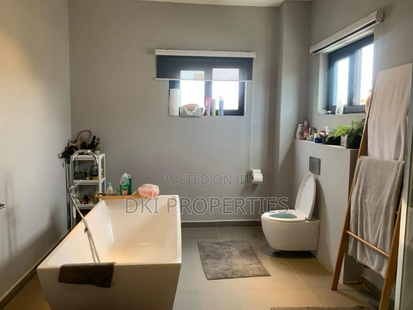 5bdrm House in Dki Properties, Spintex for rent