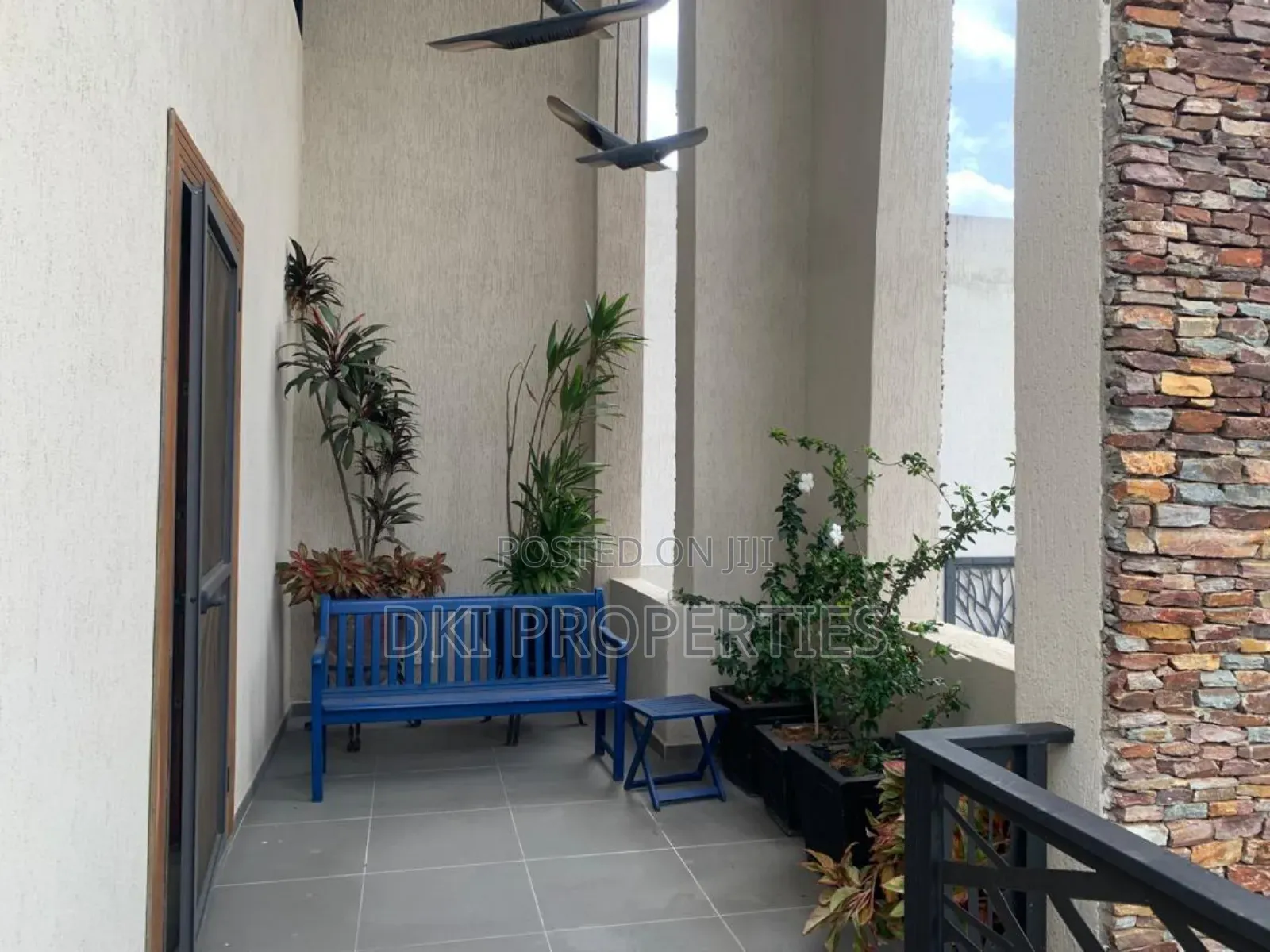 5bdrm House in Dki Properties, Spintex for rent