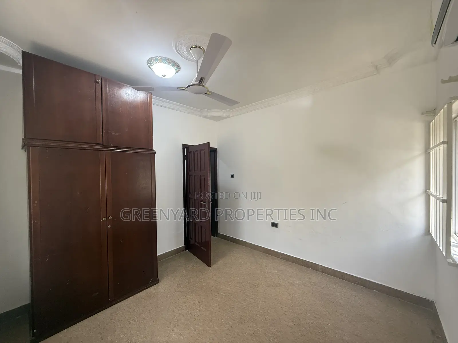 3bdrm Apartment in American House, East Legon for rent