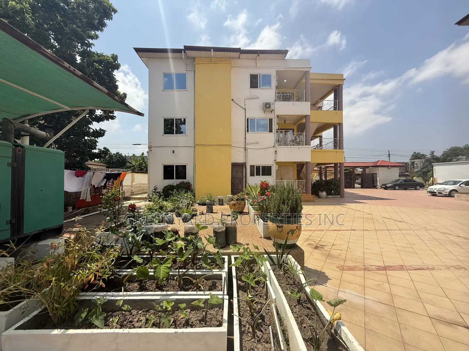 3bdrm Apartment in American House, East Legon for rent
