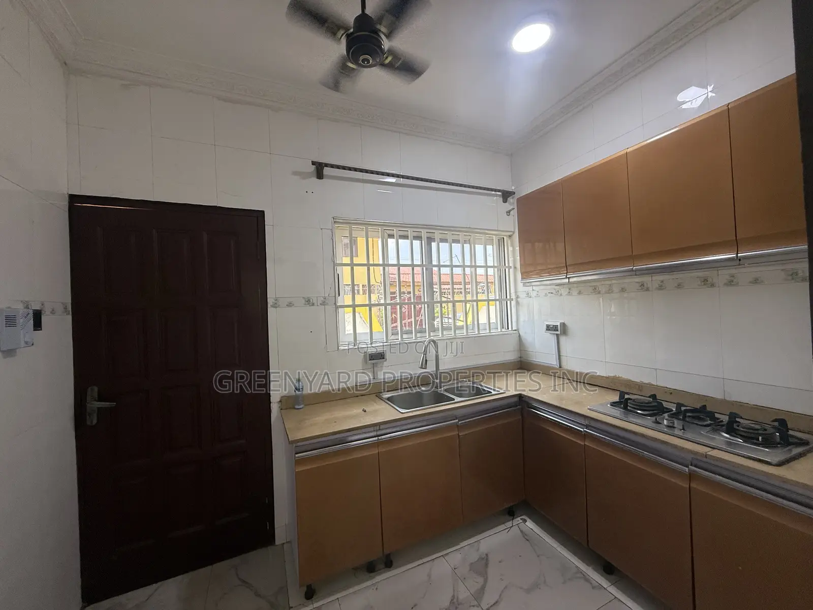 3bdrm Apartment in American House, East Legon for rent
