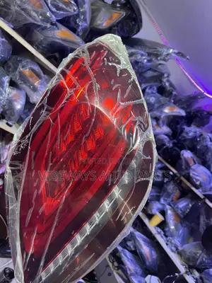 Mercedes Benz C300 W205 2015,2016,2017,2018 Taillight