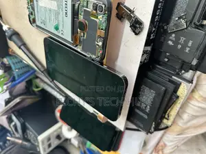 Phone Repair Screen Battery Board Samsung iPhone Replacement Sale