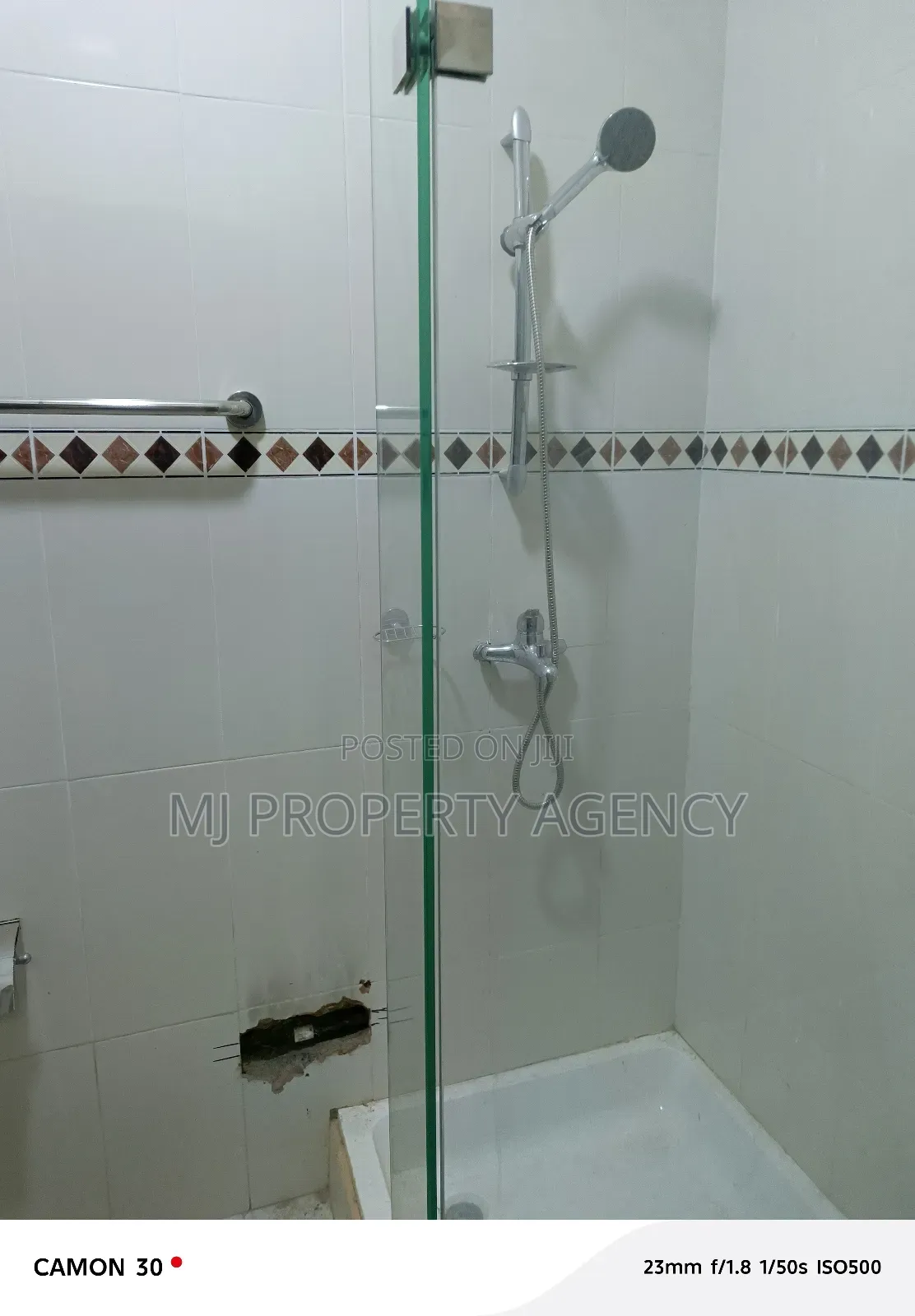 4bdrm House in Community 25, Tema Metropolitan for rent