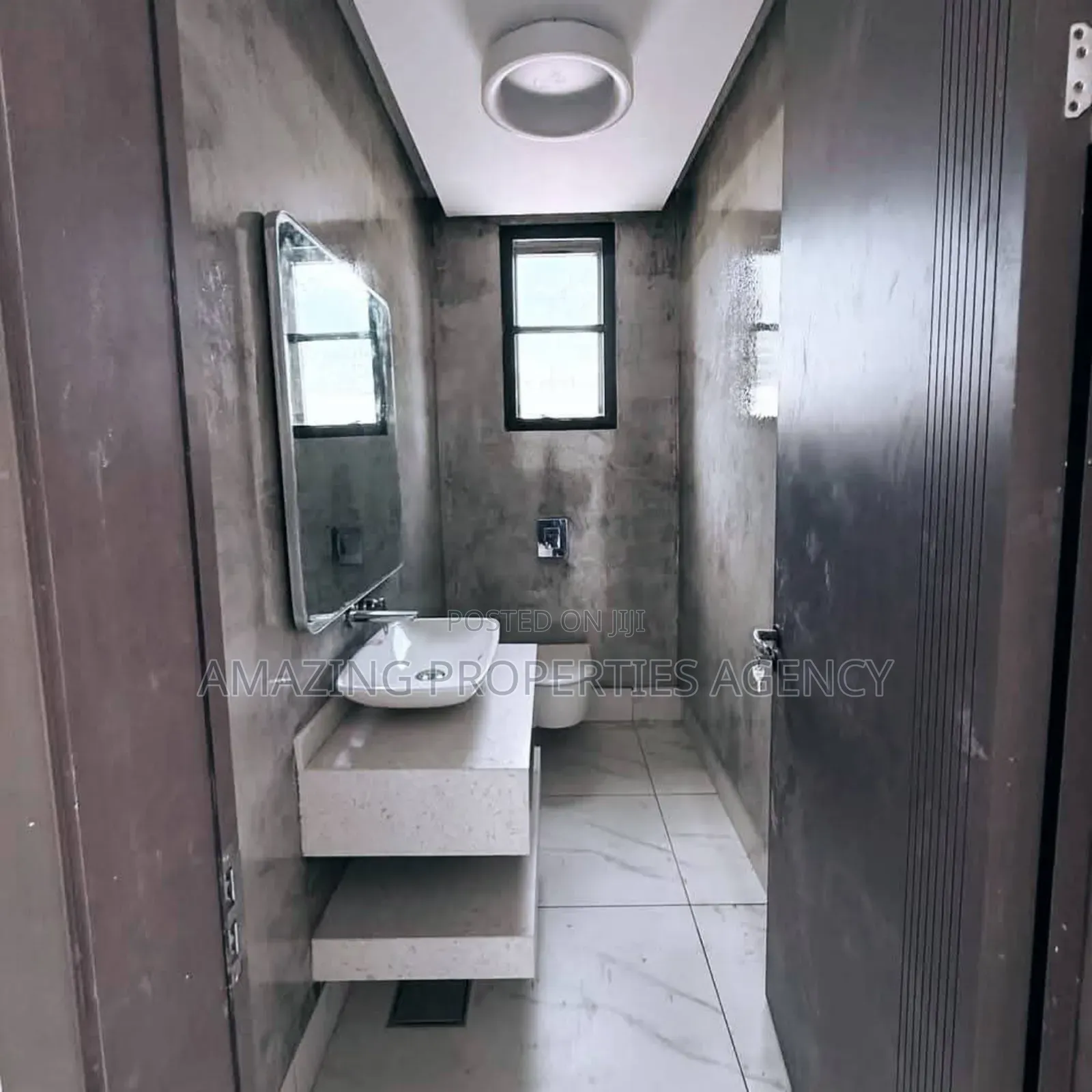4bdrm Apartment in Cantonments for rent