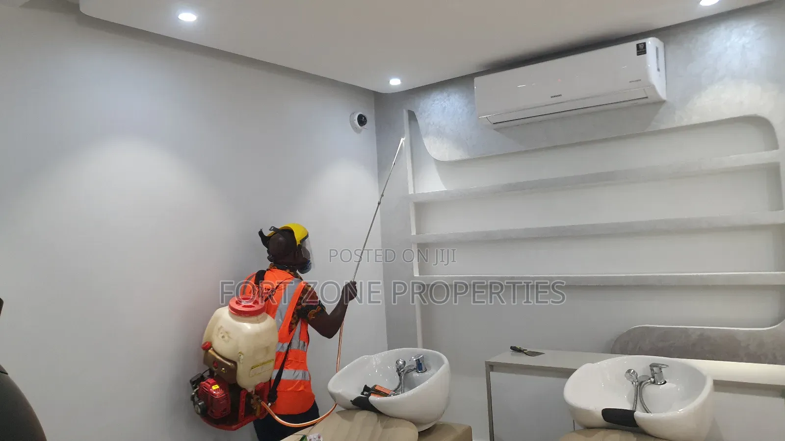 Stadium,Factory Insect and Reptiles Fumigwith Cleantex