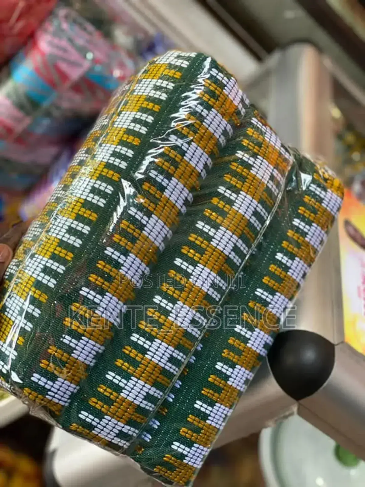 Kente 6 Yards for 700 Cedis