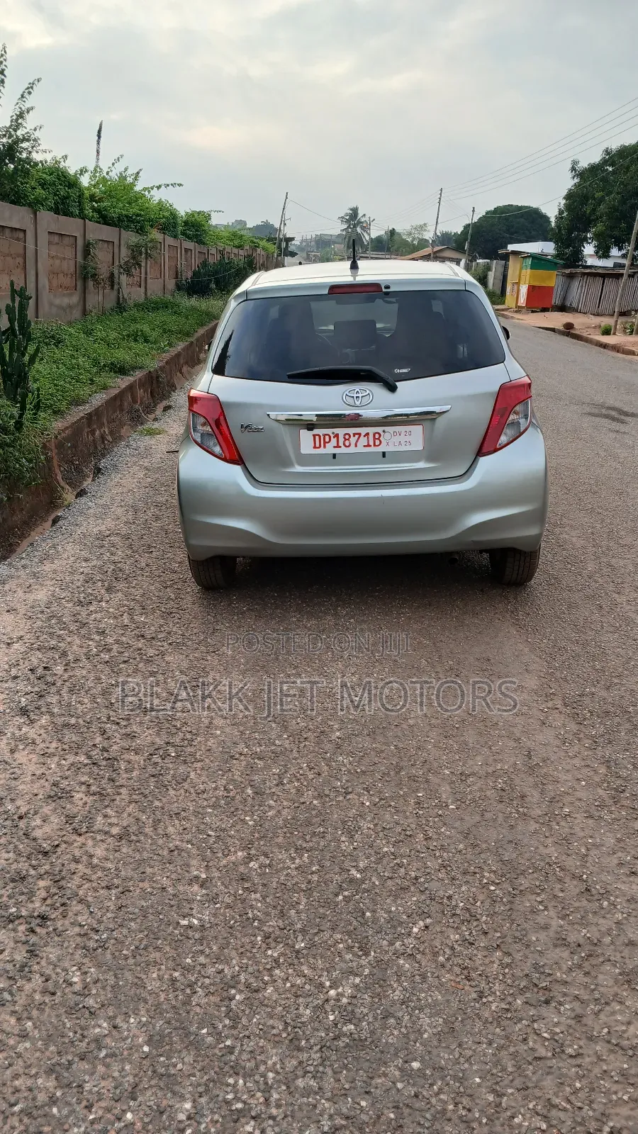 Toyota Vitz 2013 Gray